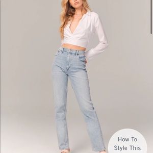 Abercrombie & Fitch Curve Love The 90s Straight Ultra High Rise 6R